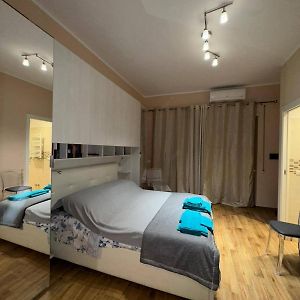Kamer met een Queen Size Bed